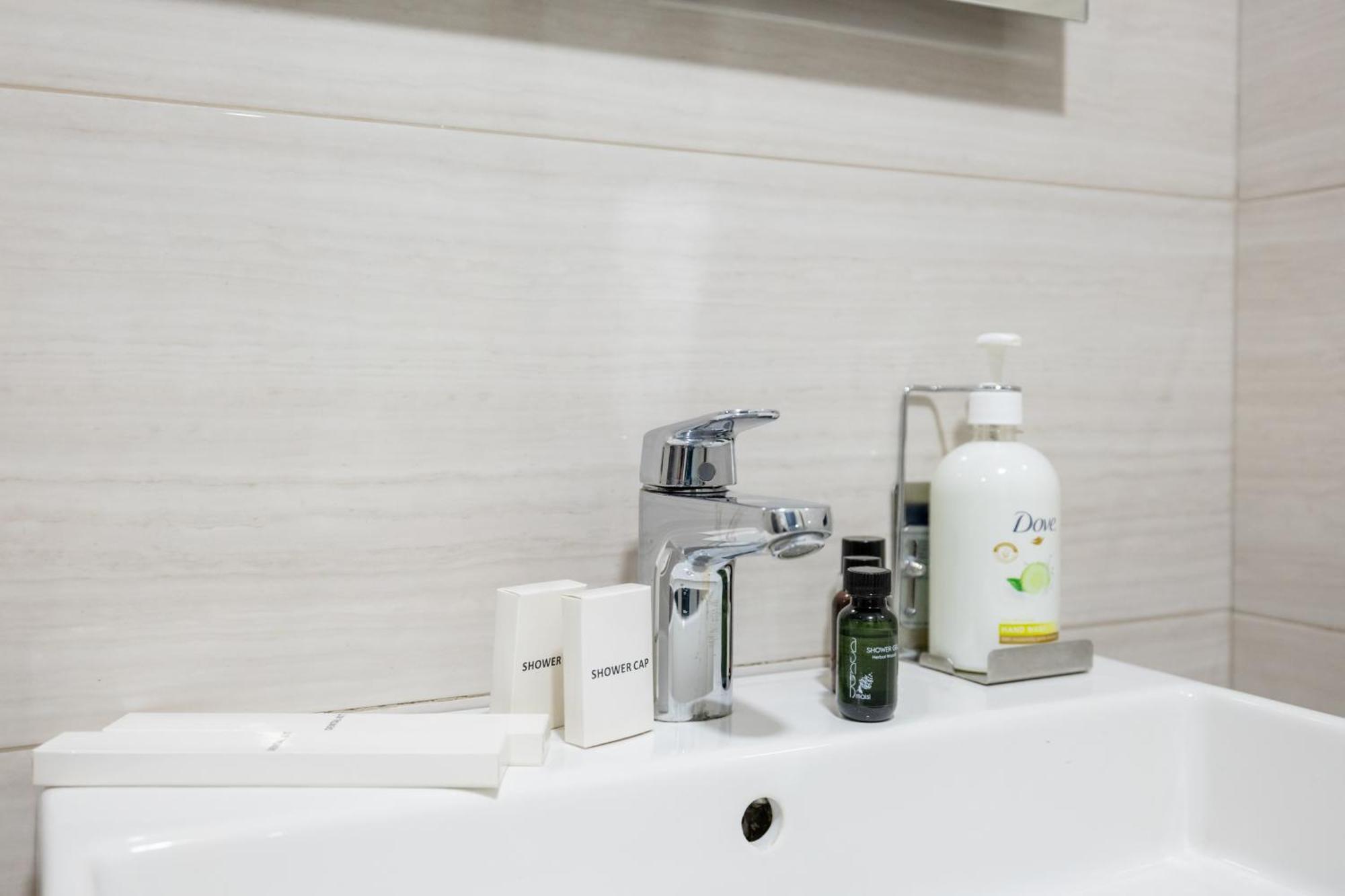 Brosse Garden Hotel Tbilisi Room photo