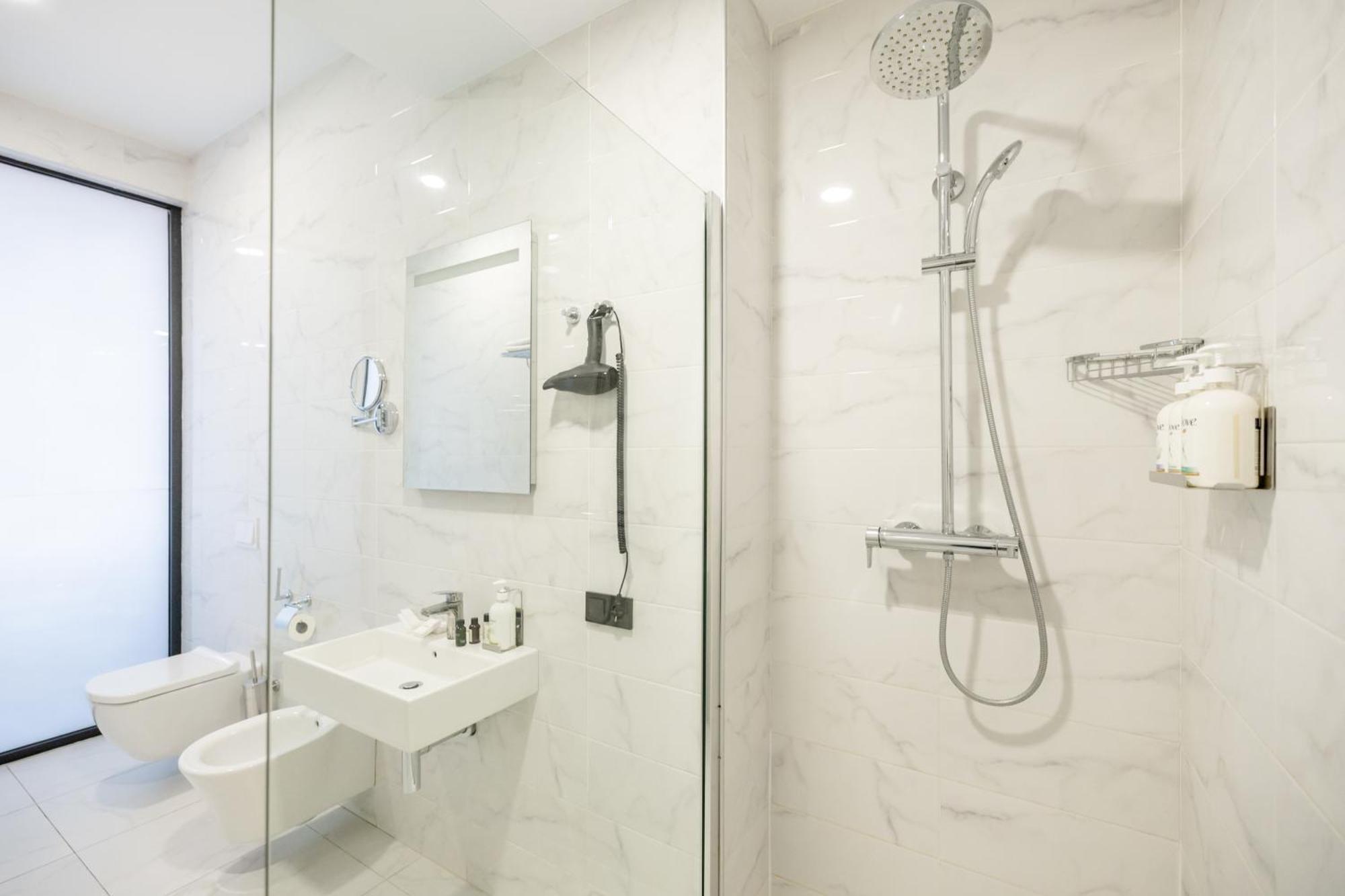 Brosse Garden Hotel Tbilisi Room photo