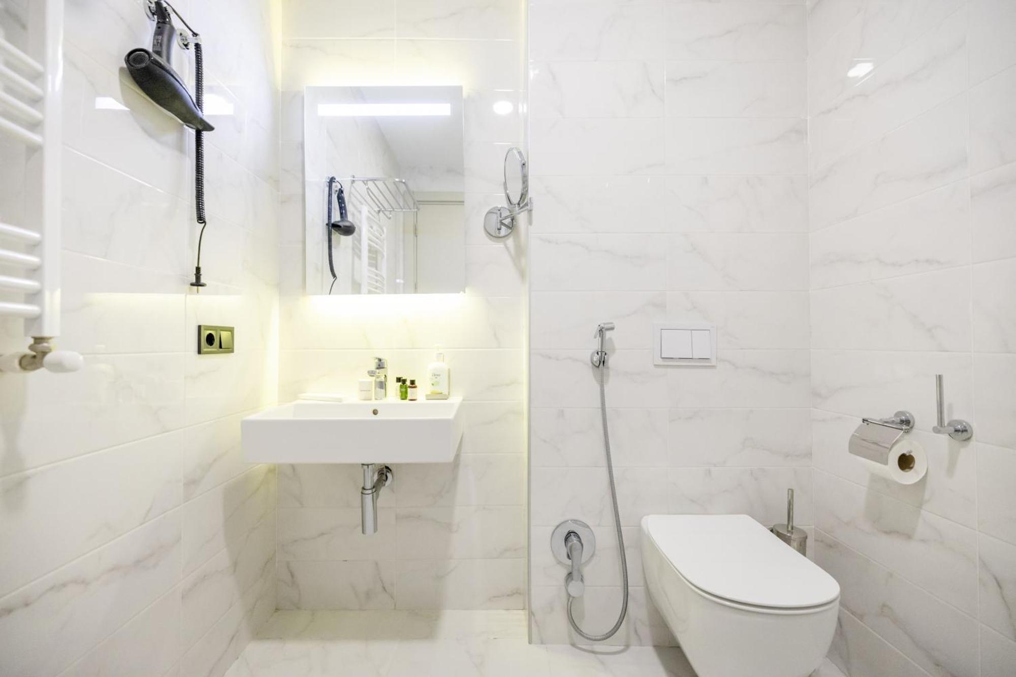 Brosse Garden Hotel Tbilisi Room photo